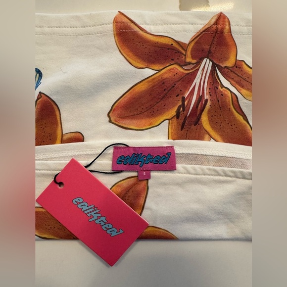 Edikted Tiger Lily Print Cotton Tube Top - Picture 5 of 5